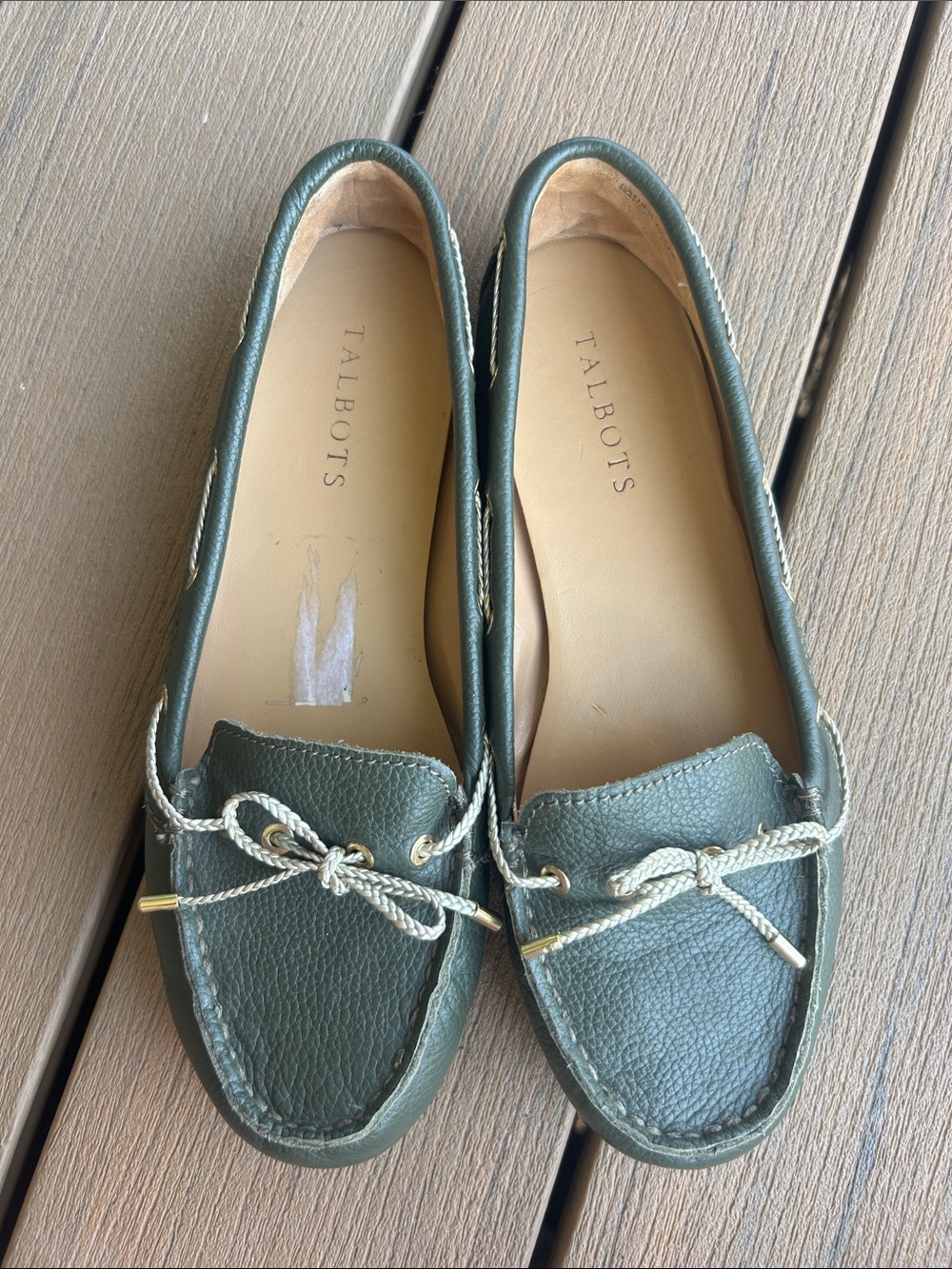 Talbots Emerson pebble leather green driving loafers size 7.5